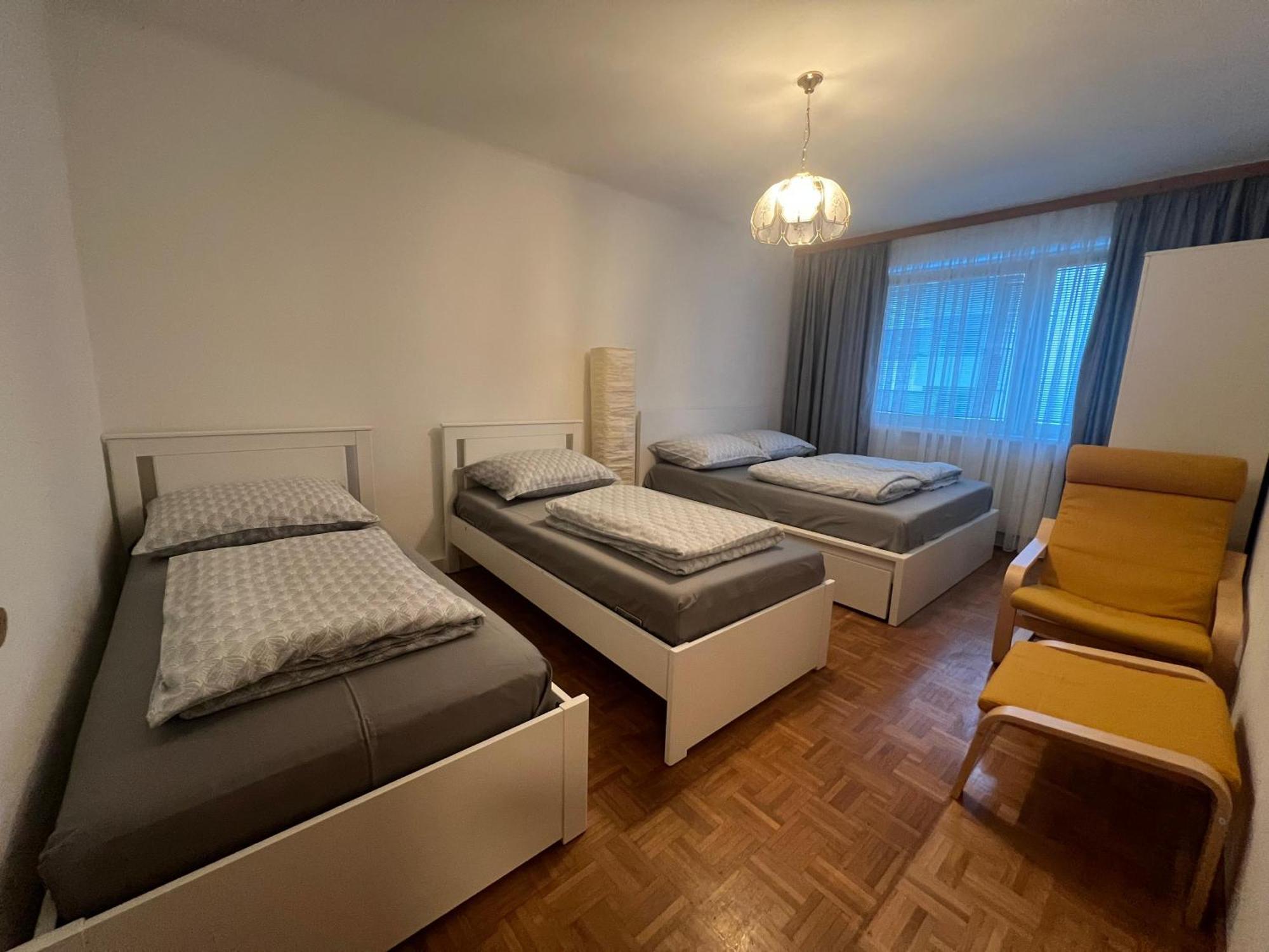 Aura'S Serenity Apartment Wina Bagian luar foto