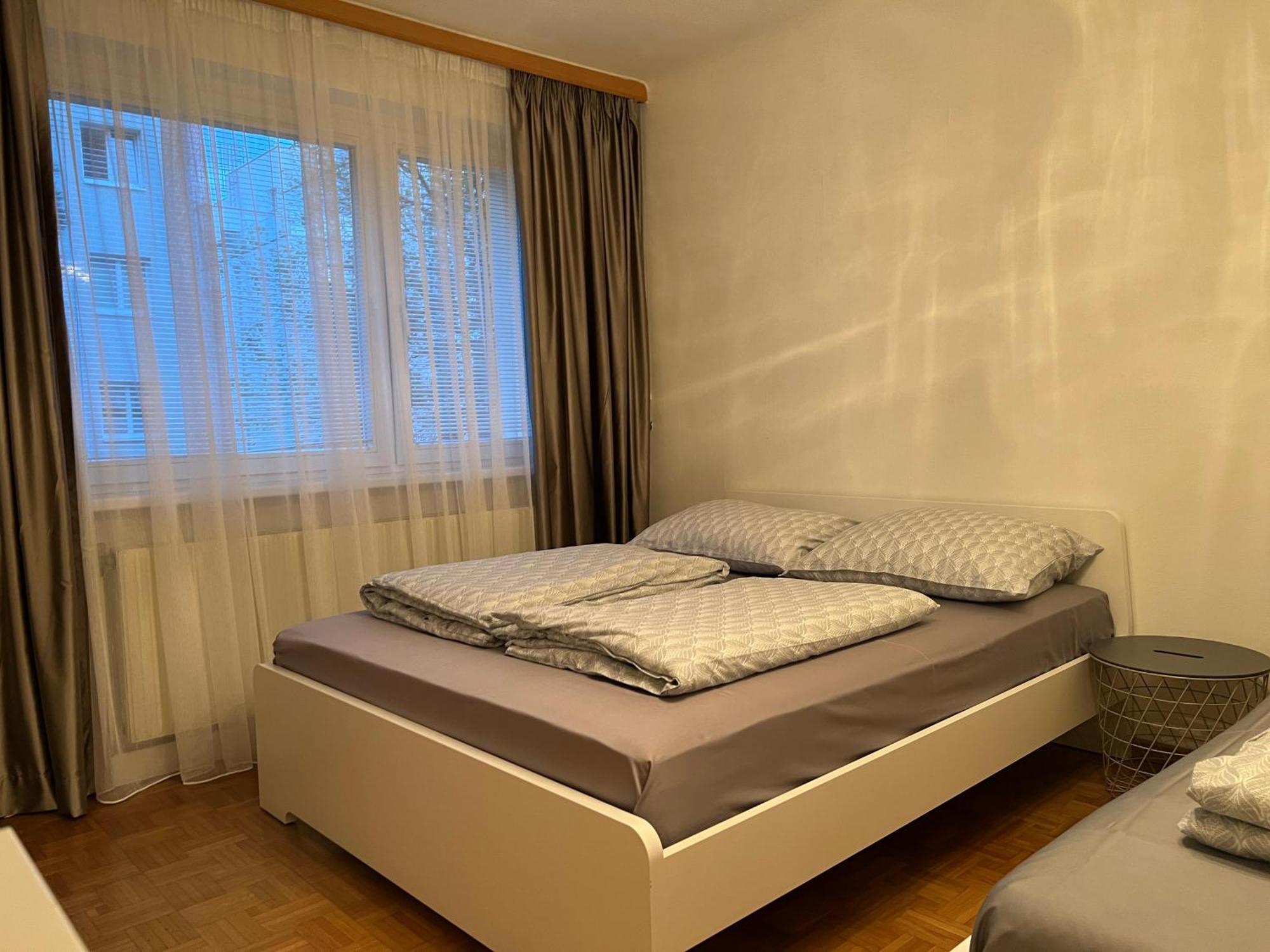 Aura'S Serenity Apartment Wina Bagian luar foto