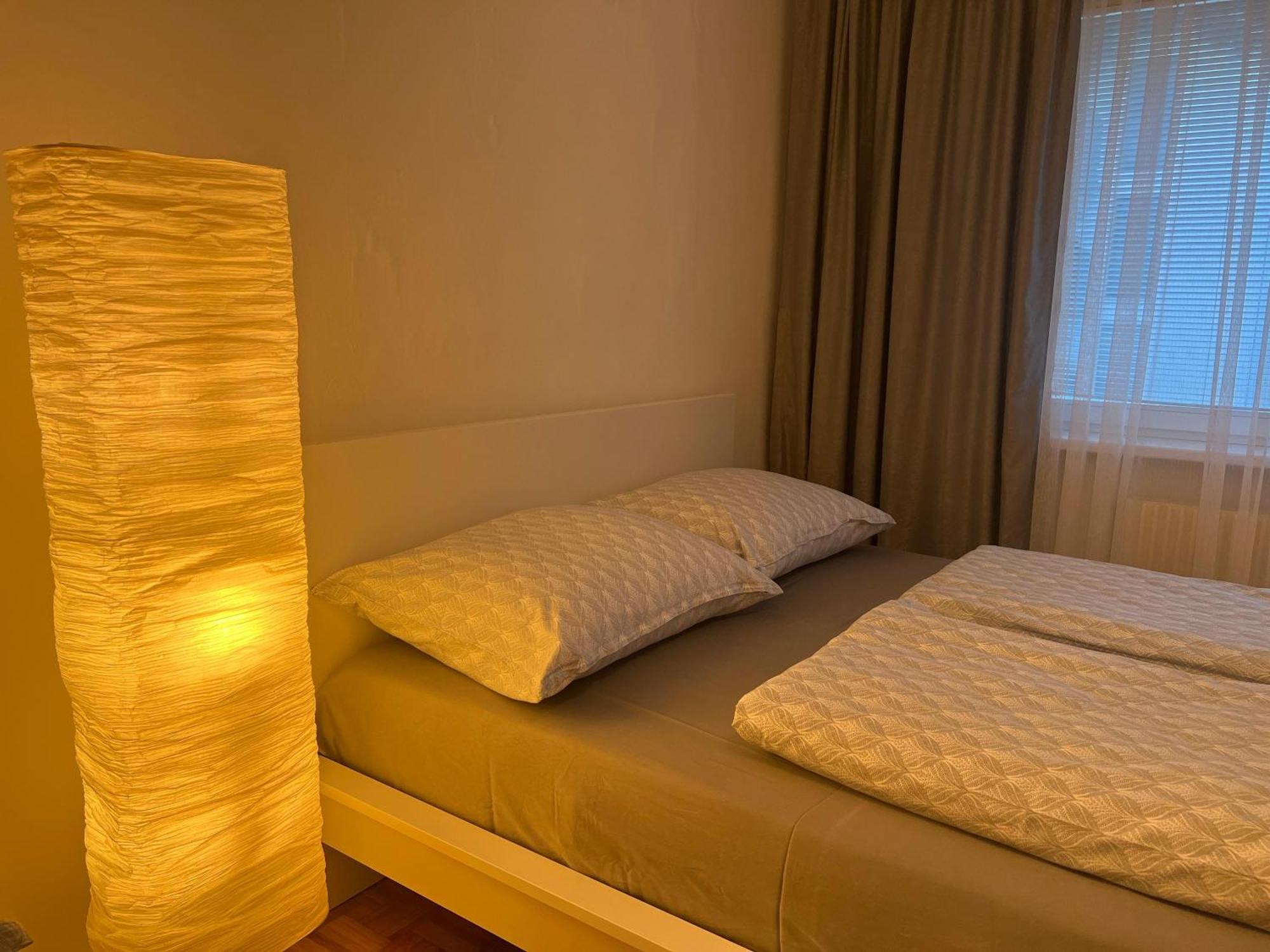 Aura'S Serenity Apartment Wina Bagian luar foto