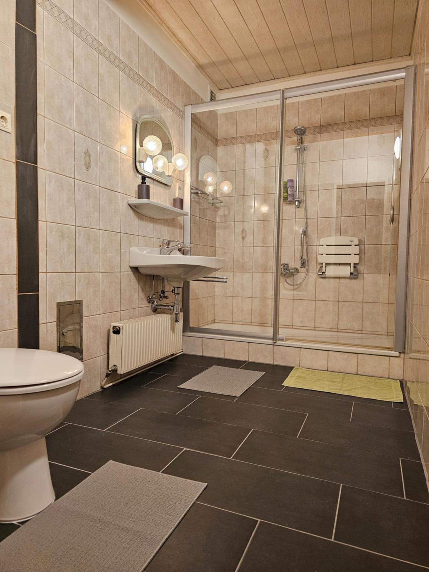 Aura'S Serenity Apartment Wina Ruang foto
